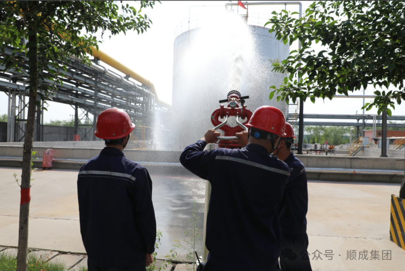 顺聚公司举行生产清静事故综合应急演练
